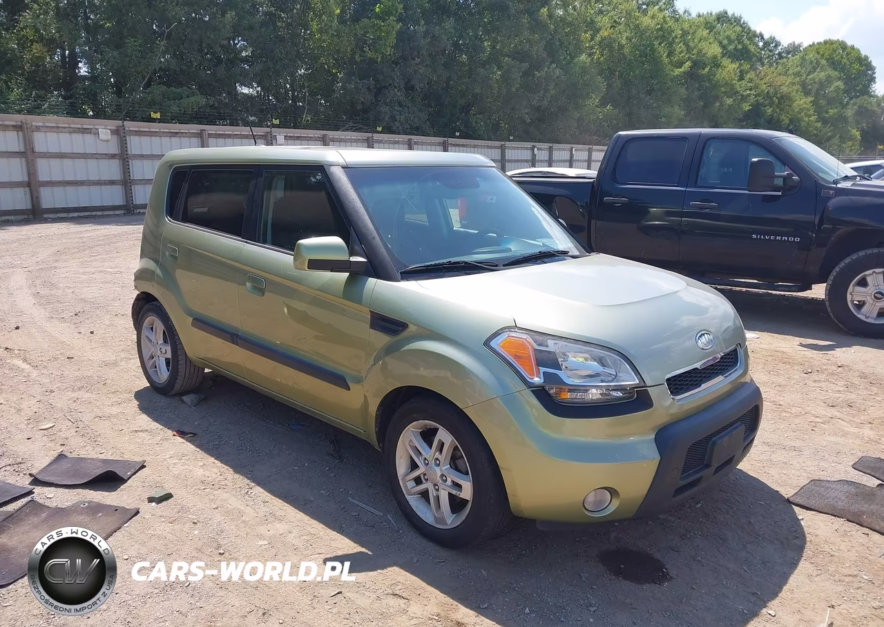 2010 Kia Soul +