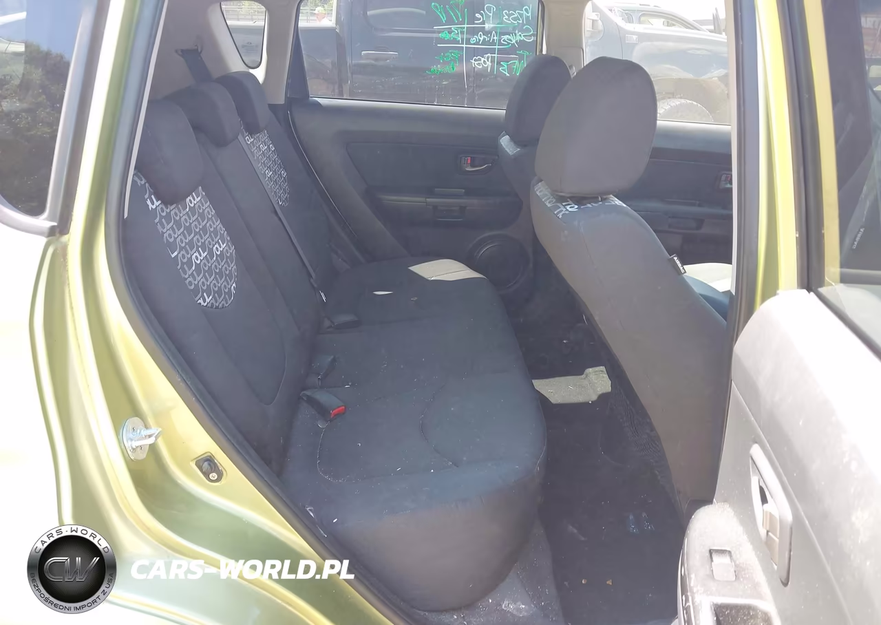 2010 Kia Soul + VIN:KNDJT2A29A7189764 - 8