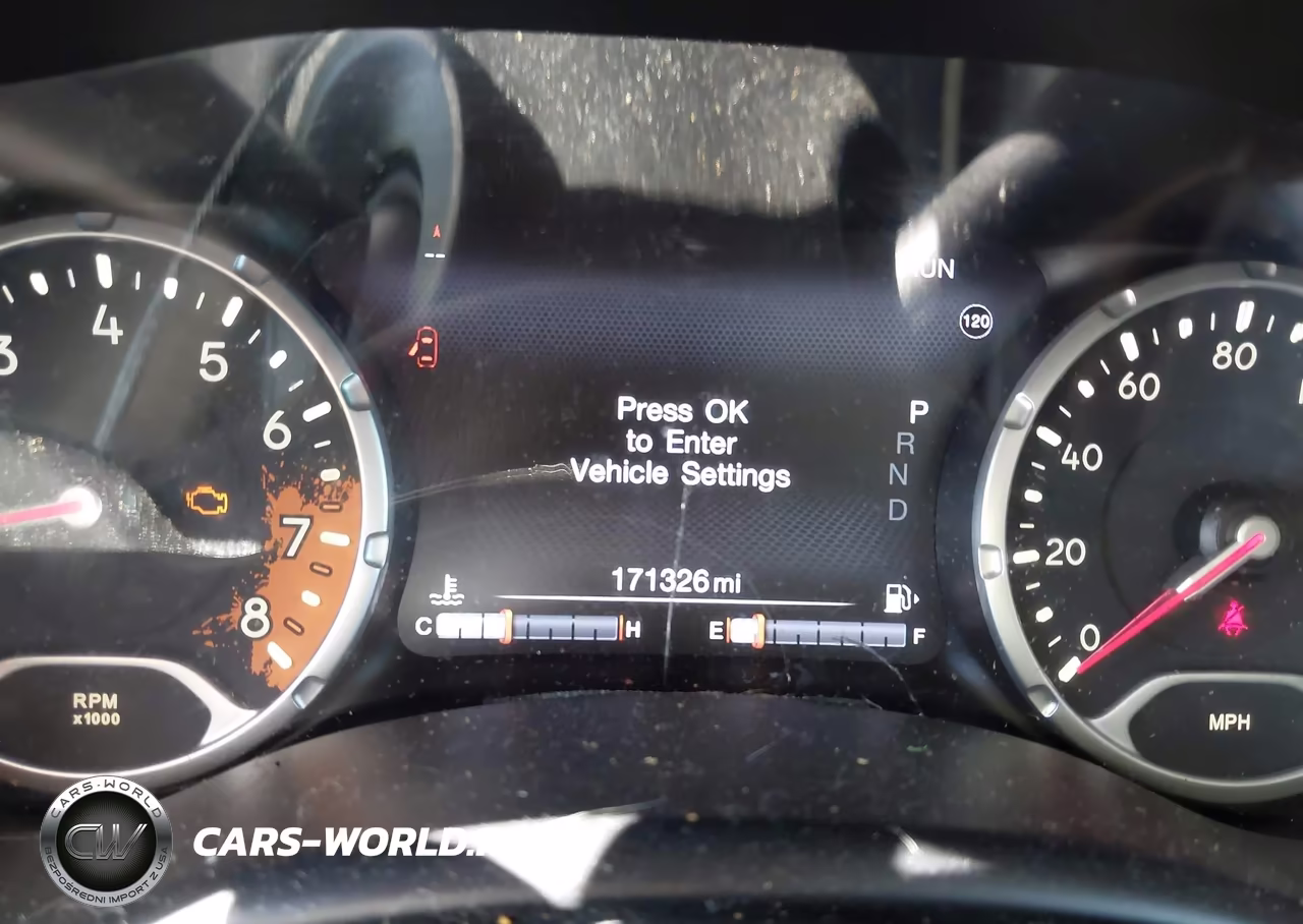 2015 Jeep Renegade Limited VIN:ZACCJBDT4FPB94075 - 15