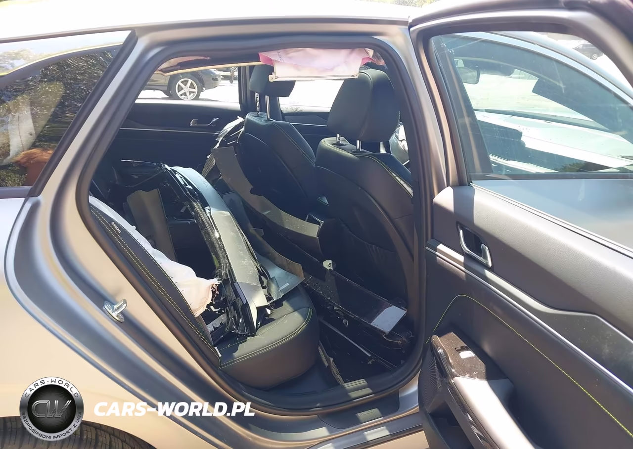 2026 Kia K5 Gt VIN:KNAG44J87T5414329 - 8
