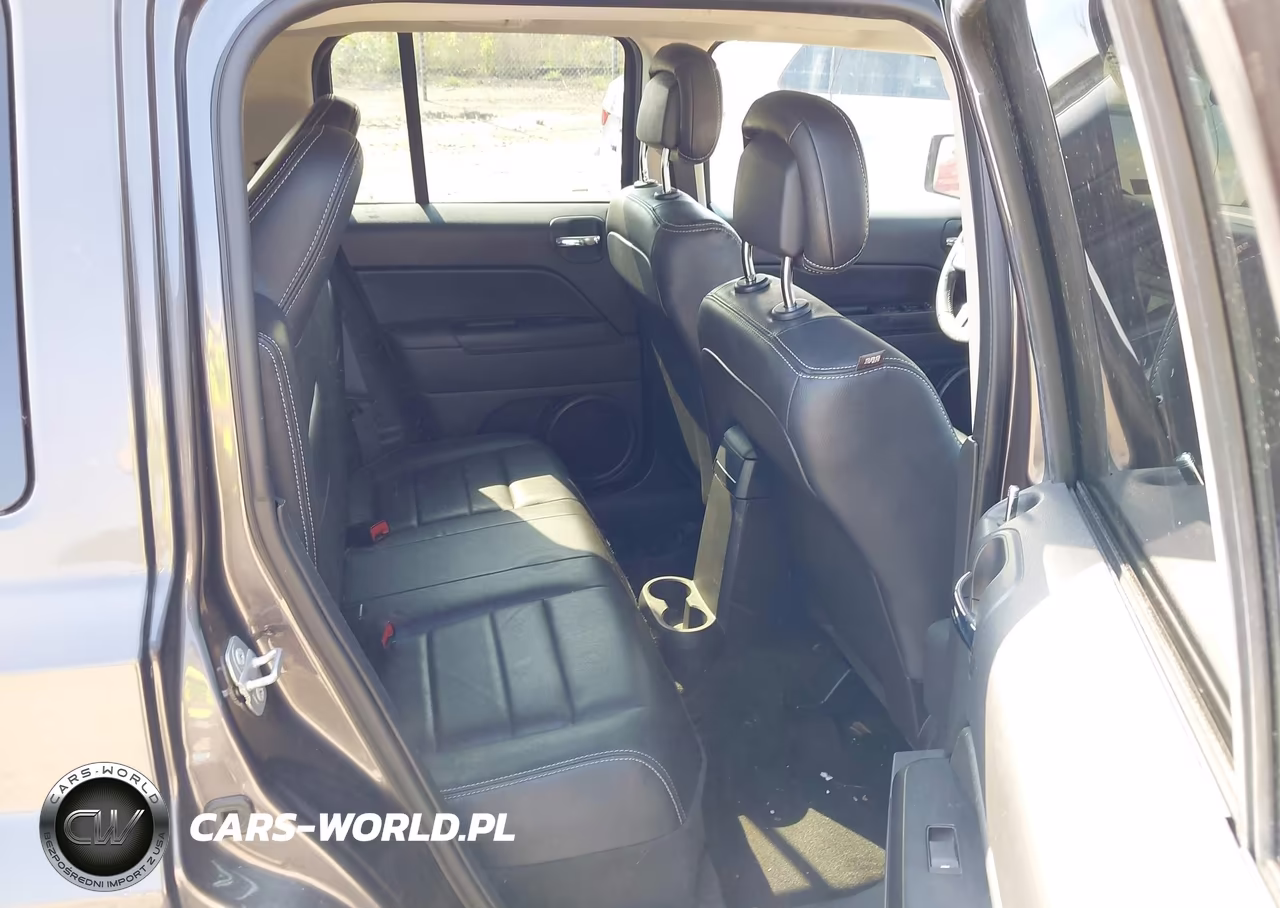 2016 Jeep Patriot High Altitude Edition VIN:1C4NJRFB1GD639698 - 8