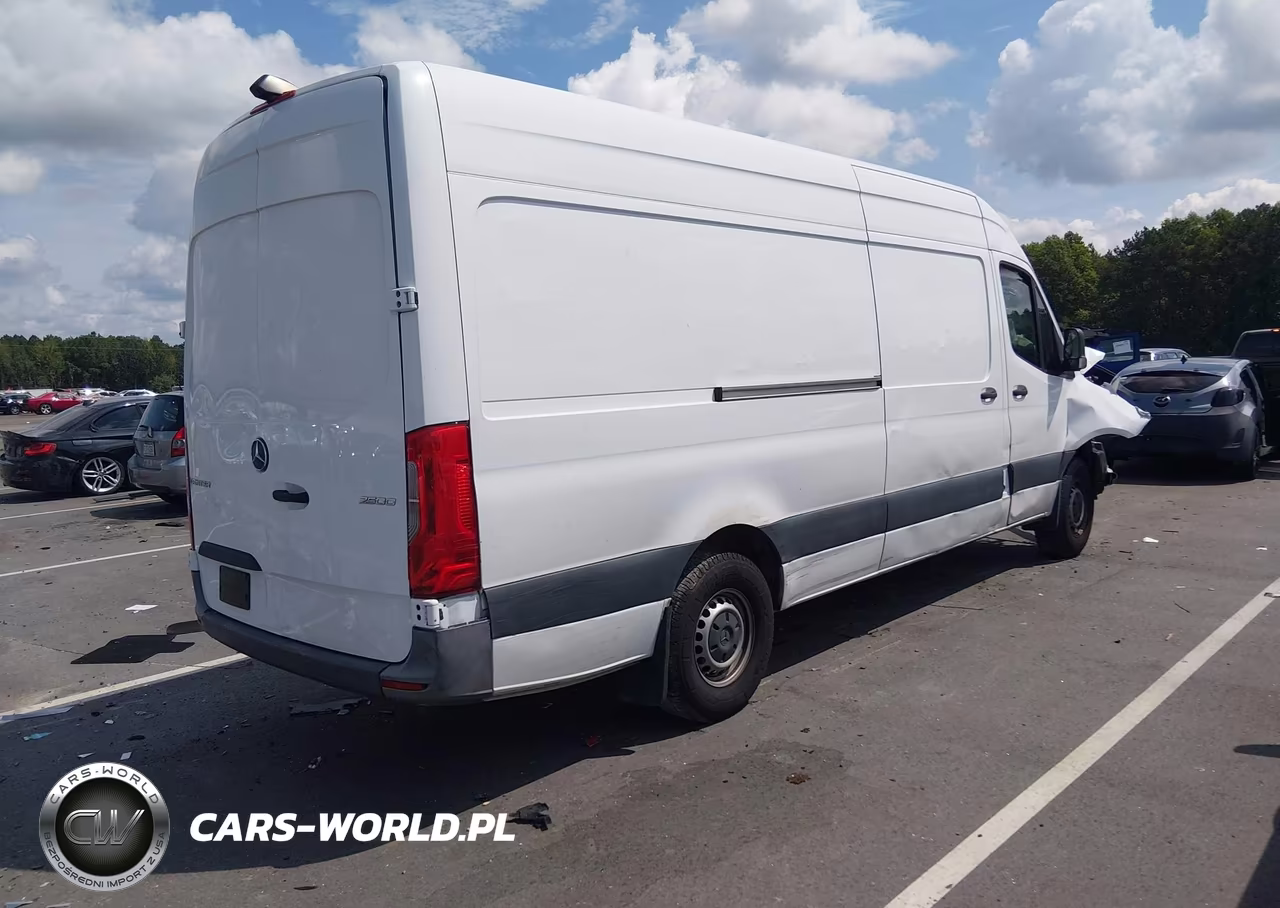2022 Mercedes-Benz Sprinter 2500 High Roof V6 VIN:W1Y4ECHY1NT111169 - 4