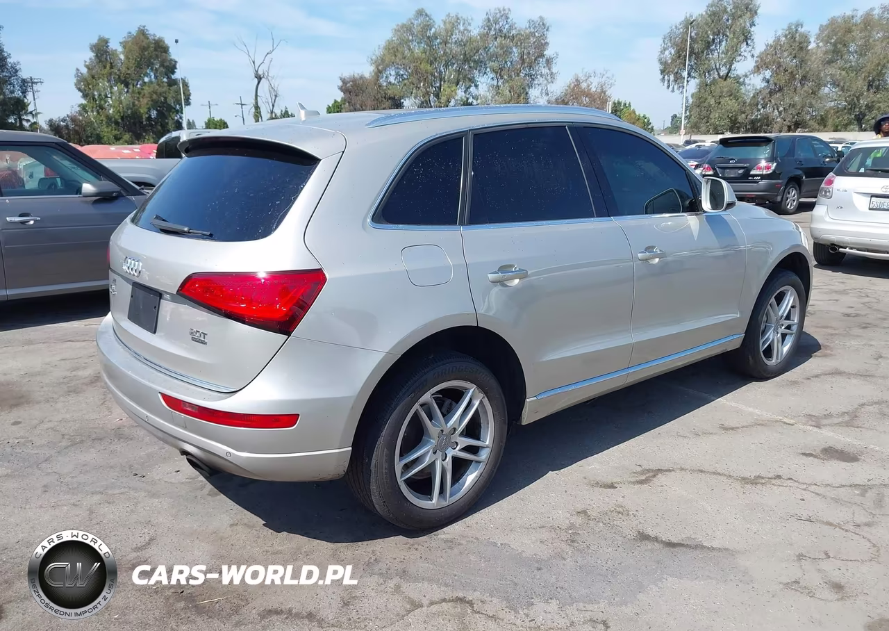 2016 Audi Q5 2.0T Premium VIN:WA1L2AFP1GA085480 - 4
