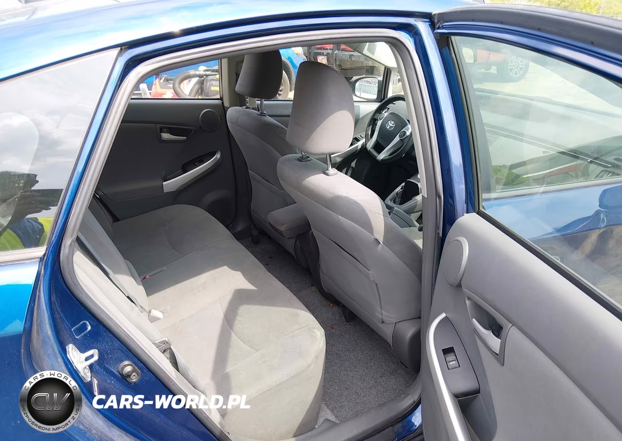 2011 Toyota Prius Three VIN:JTDKN3DU8B0278740 - 8