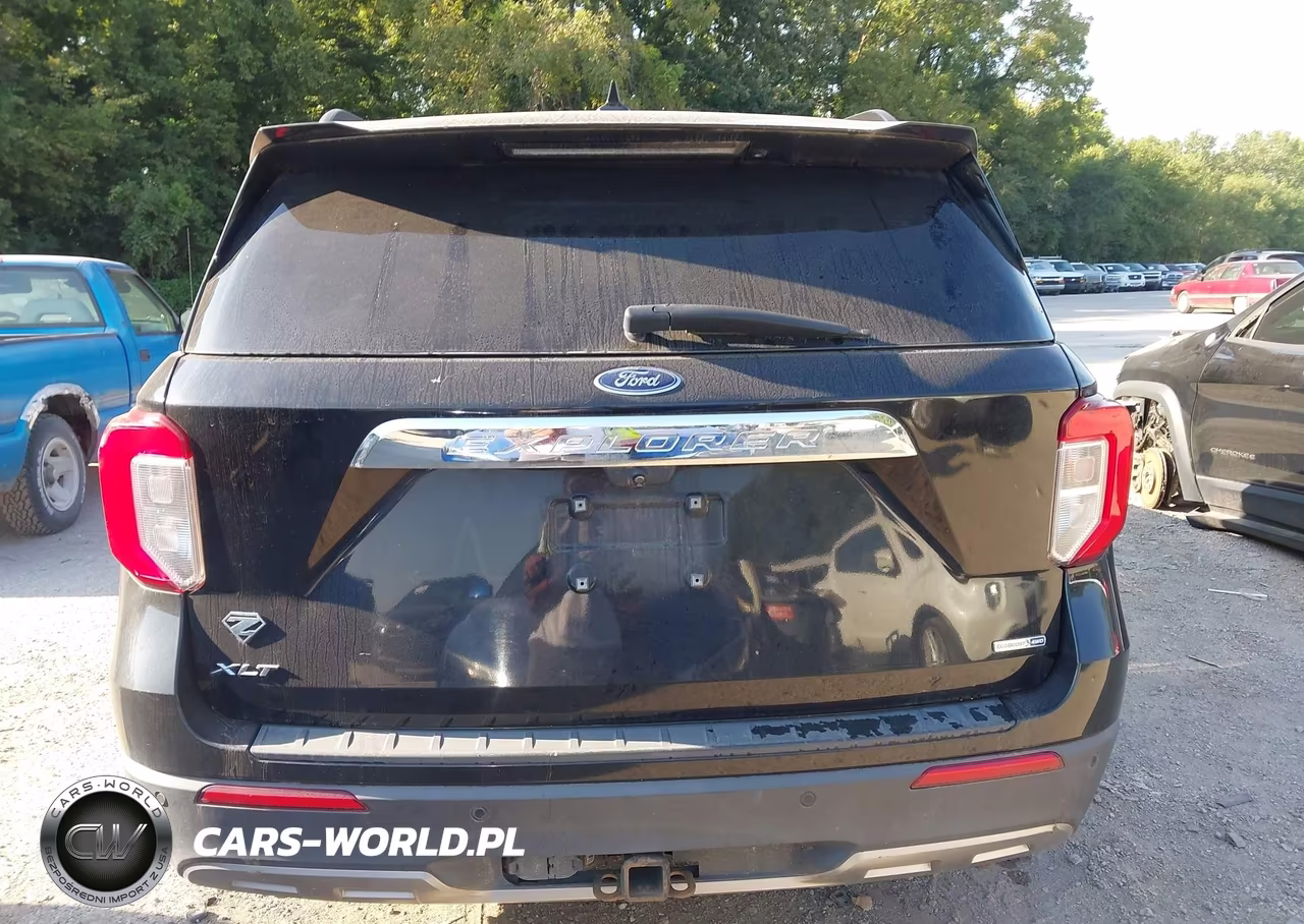 2020 Ford Explorer Xlt VIN:1FMSK8DH5LGB89009 - 16