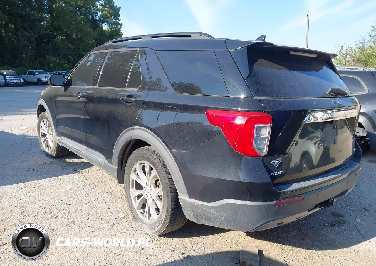 2020 Ford Explorer Xlt VIN:1FMSK8DH5LGB89009 - 3