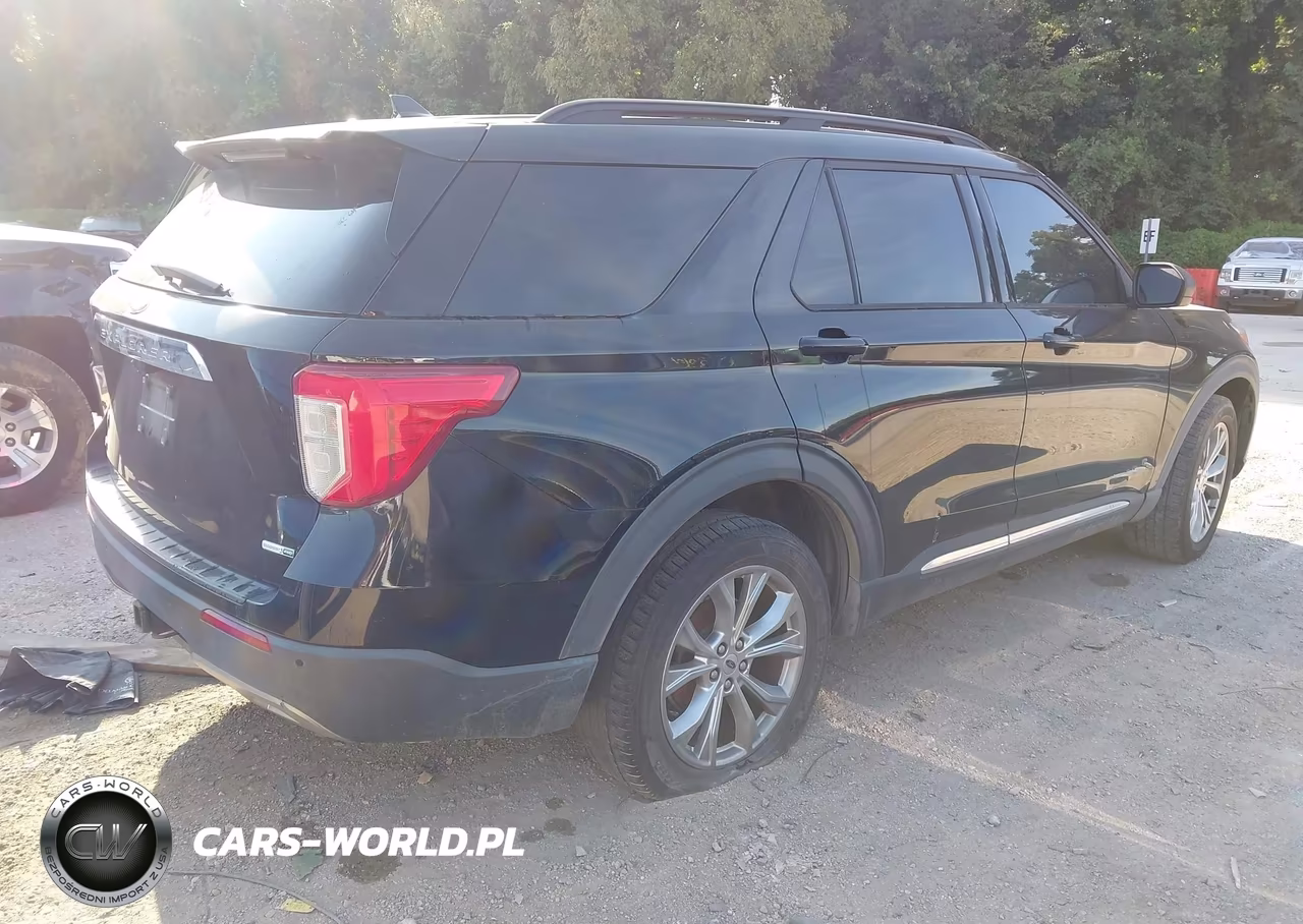 2020 Ford Explorer Xlt VIN:1FMSK8DH5LGB89009 - 4