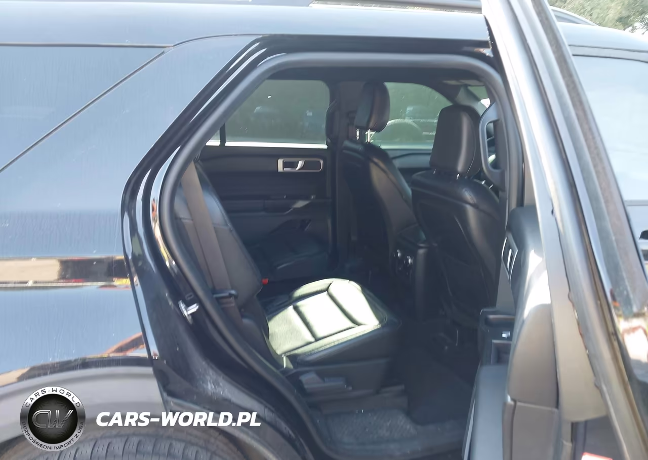 2020 Ford Explorer Xlt VIN:1FMSK8DH5LGB89009 - 8