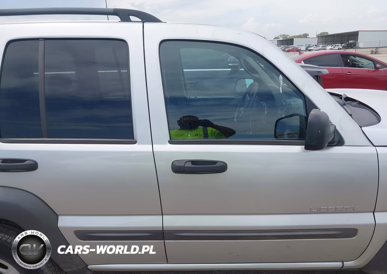 2004 Jeep Liberty Sport VIN:1J4FK481X4W298286 - 12