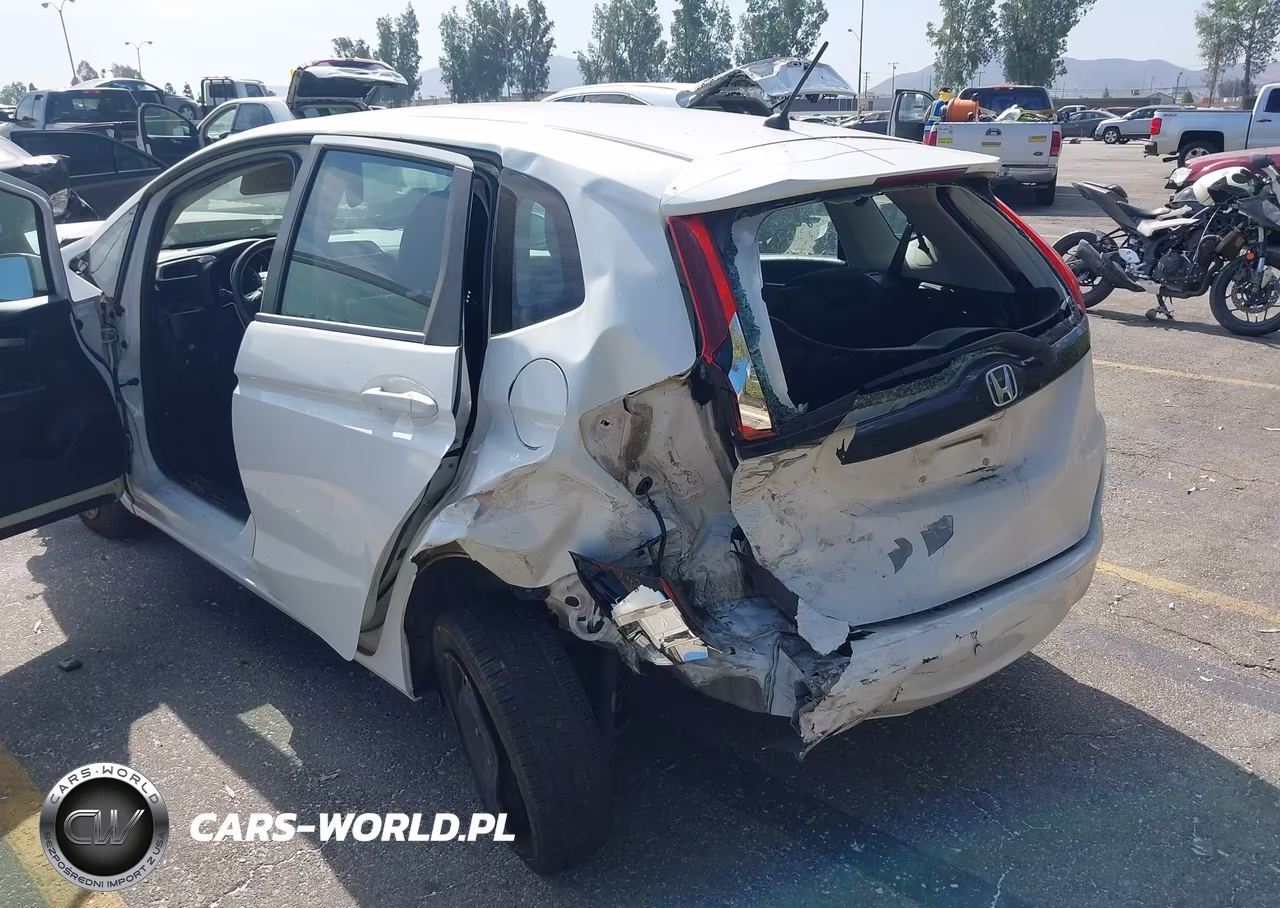 2015 Honda Fit Lx VIN:3HGGK5H56FM773391 - 13