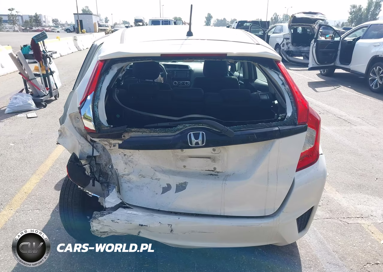 2015 Honda Fit Lx VIN:3HGGK5H56FM773391 - 18