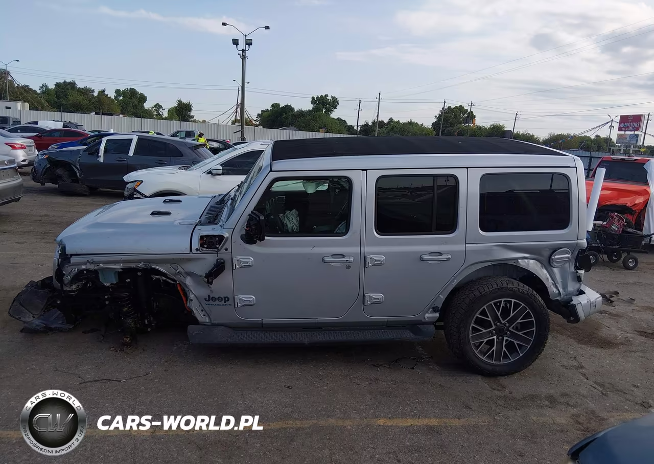 2024 Jeep Wrangler 4Xe Summit 4Xe VIN:1C4RJXU63RW233294 - 13