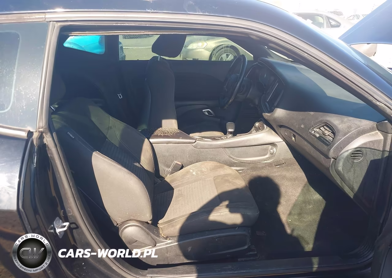 2019 Dodge Challenger Sxt Awd VIN:2C3CDZGG0KH628104 - 5