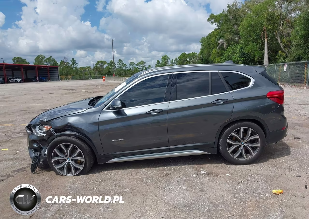 2018 BMW X1 Sdrive28I VIN:WBXHU7C33J5H44756 - 15