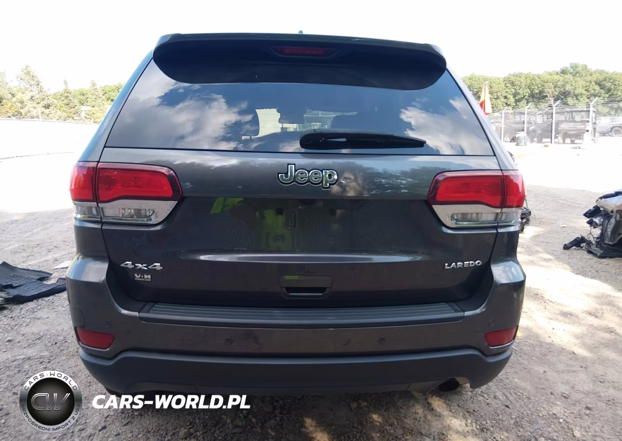 2021 Jeep Grand Cherokee Laredo E 4X4 VIN:1C4RJFAG7MC853762 - 17