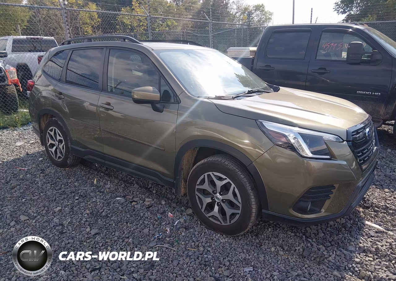 2022 Subaru Forester Premium
