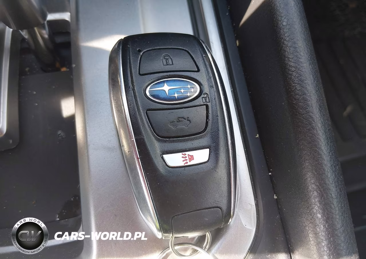 2022 Subaru Forester Premium VIN:JF2SKAEC1NH451301 - 11