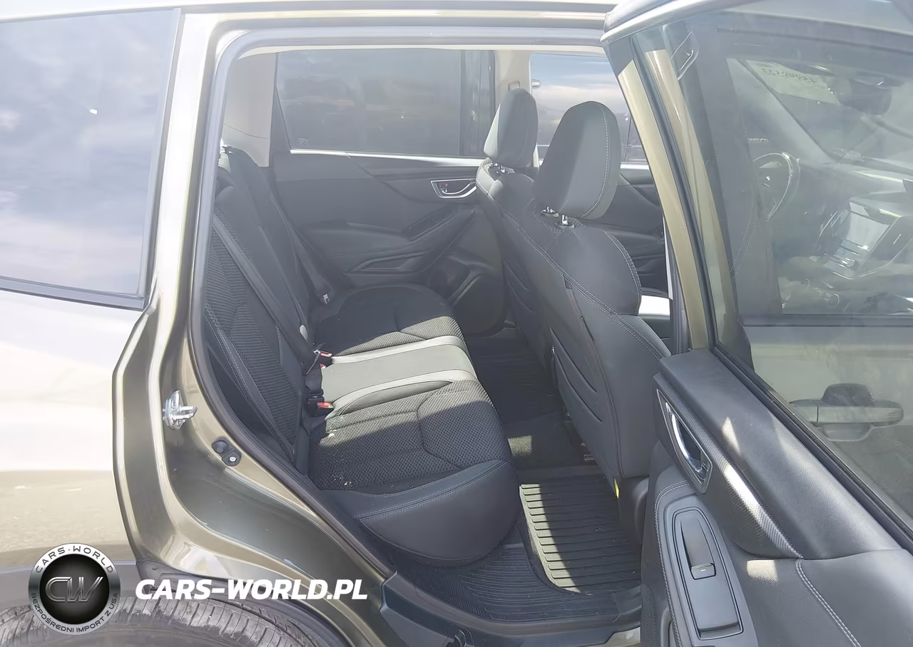 2022 Subaru Forester Premium VIN:JF2SKAEC1NH451301 - 8