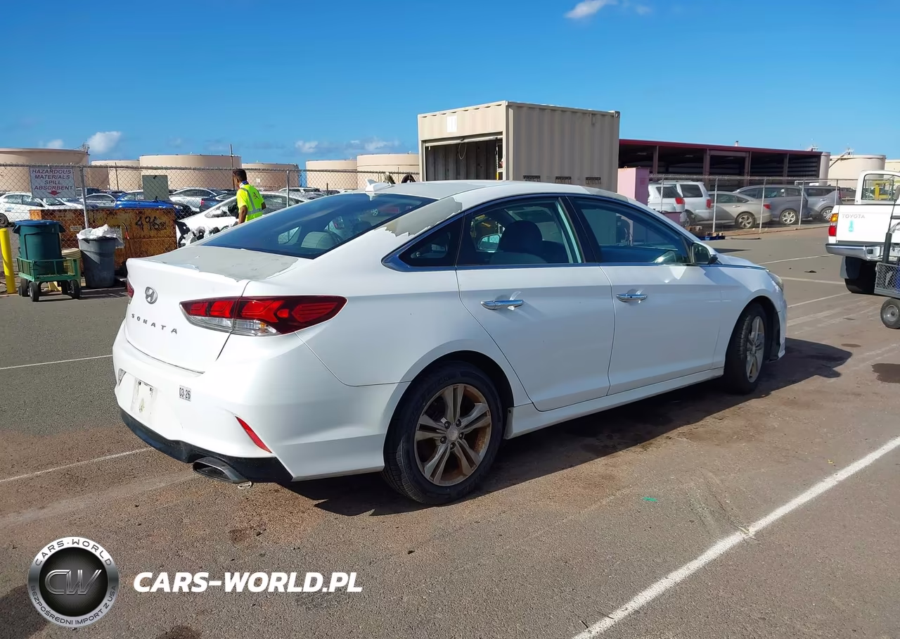2018 Hyundai Sonata Sel VIN:5NPE34AF4JH652289 - 4
