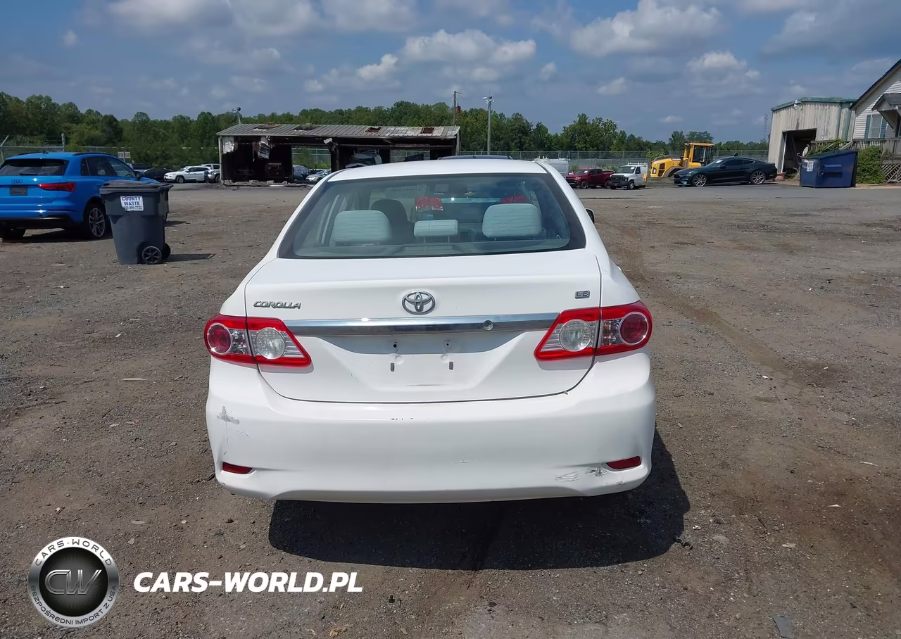 2011 Toyota Corolla Le VIN:2T1BU4EE1BC563592 - 17