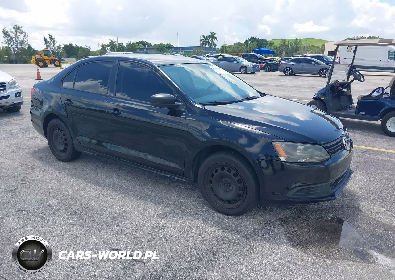 2012 Volkswagen Jetta 2.0L S VIN:3VW2K7AJ5CM398680 - 1