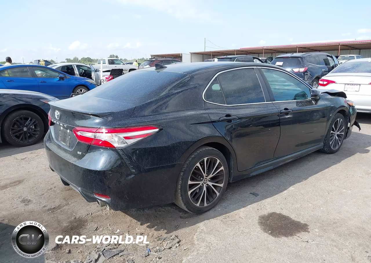 2020 Toyota Camry Se VIN:4T1G11AK7LU368296 - 4