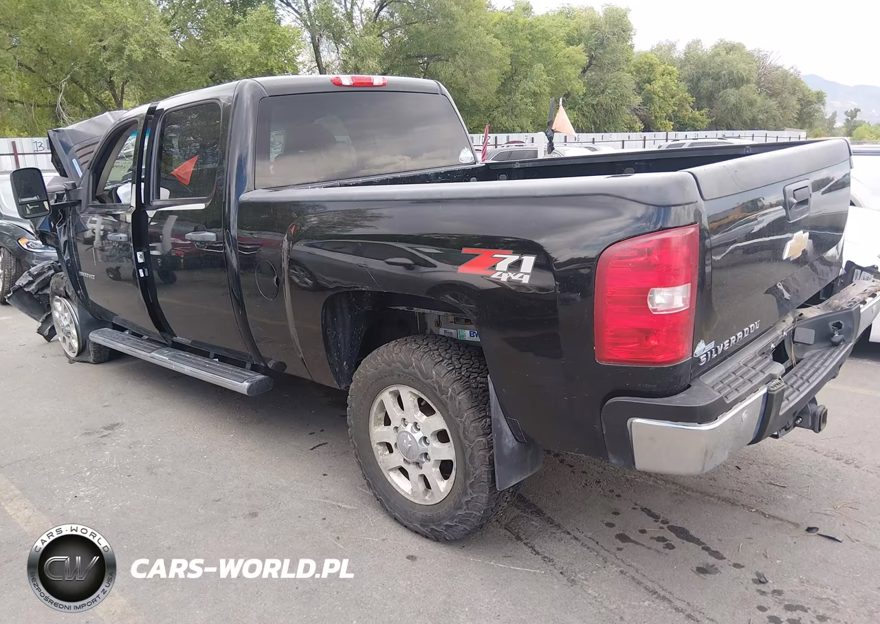 2011 Chevrolet Silverado 2500Hd Lt VIN:1GC1KXC85BF212207 - 3