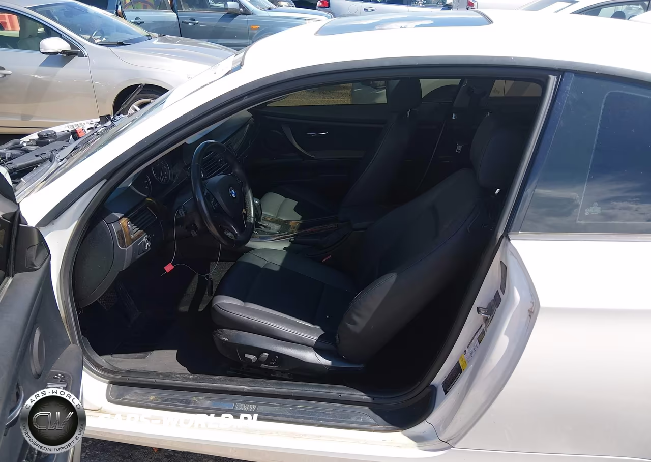 2009 BMW 328I VIN:WBAWV13579P123496 - 10