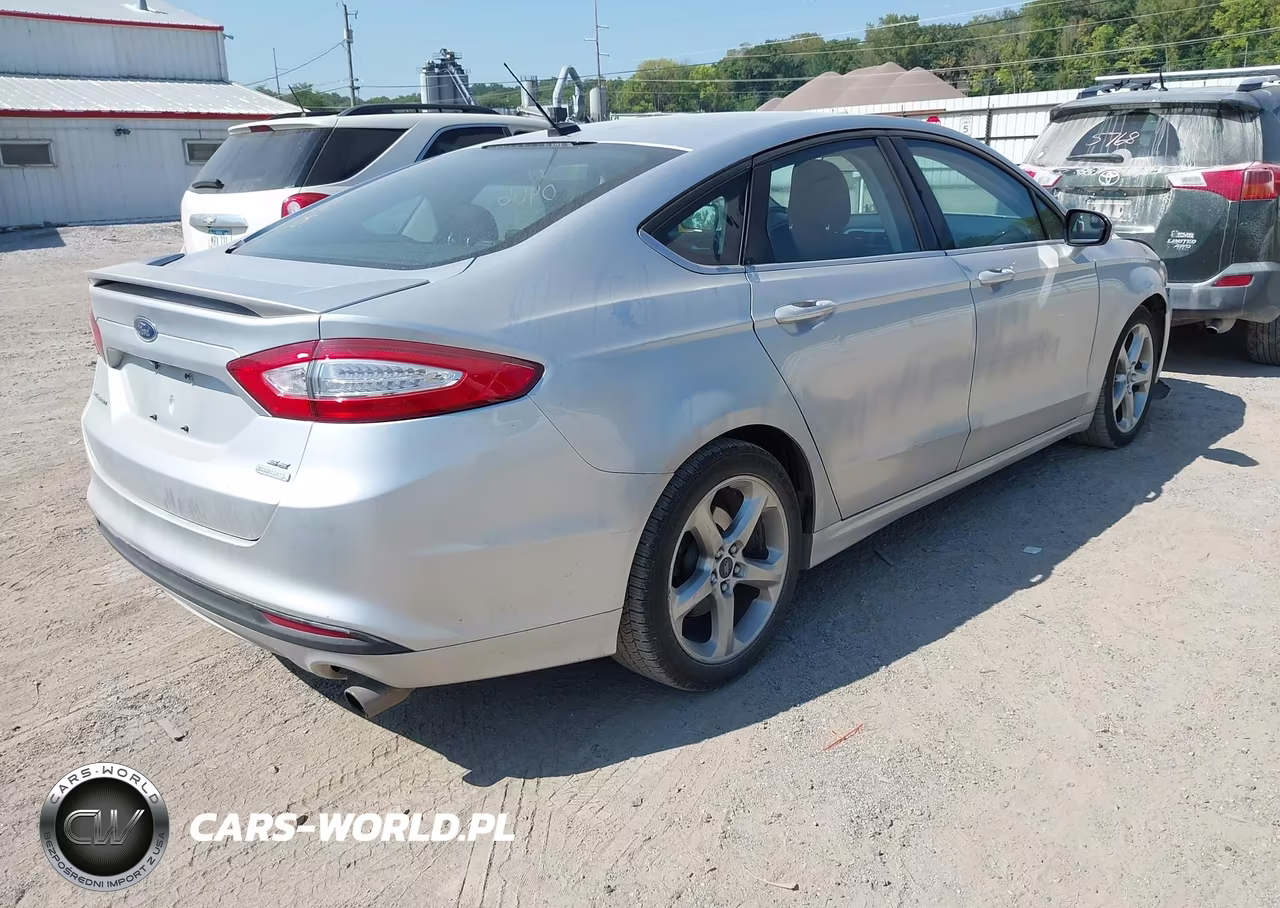 2015 Ford Fusion Se VIN:3FA6P0HD1FR125276 - 4