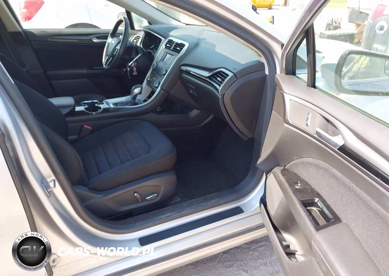 2015 Ford Fusion Se VIN:3FA6P0HD1FR125276 - 5