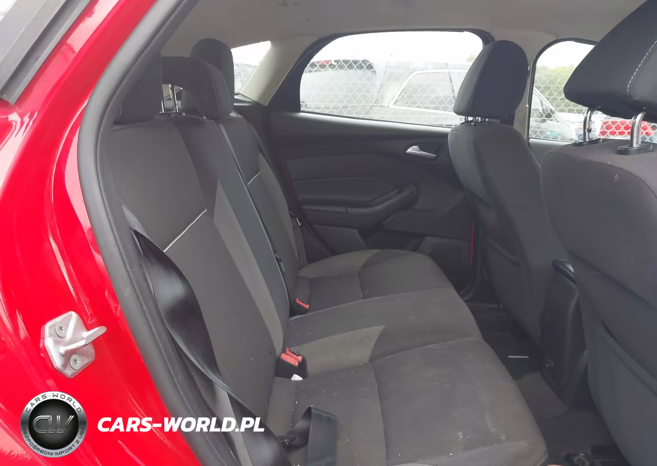 2013 Ford Focus Se VIN:1FADP3K28DL293993 - 8