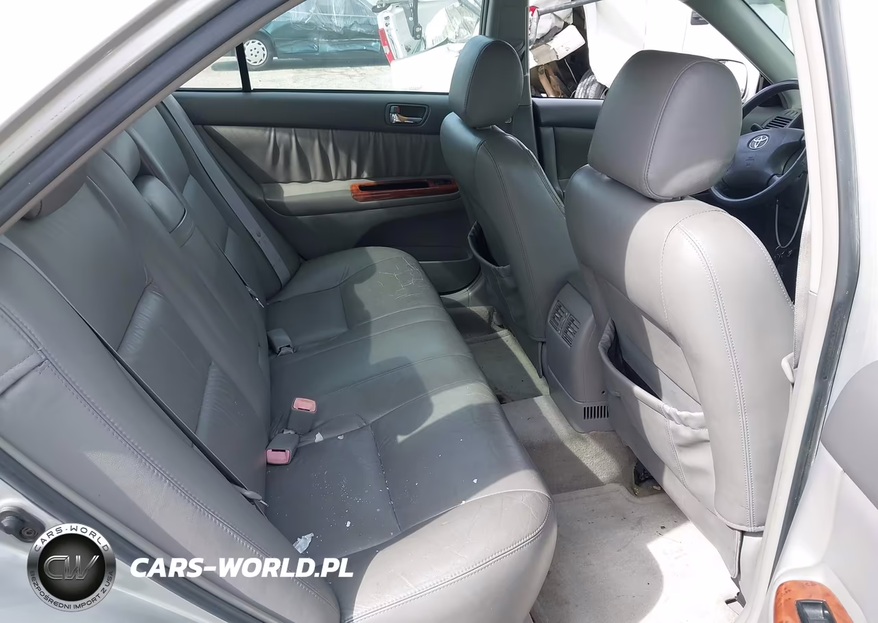 2004 Toyota Camry Xle VIN:4T1BE32K94U304092 - 8