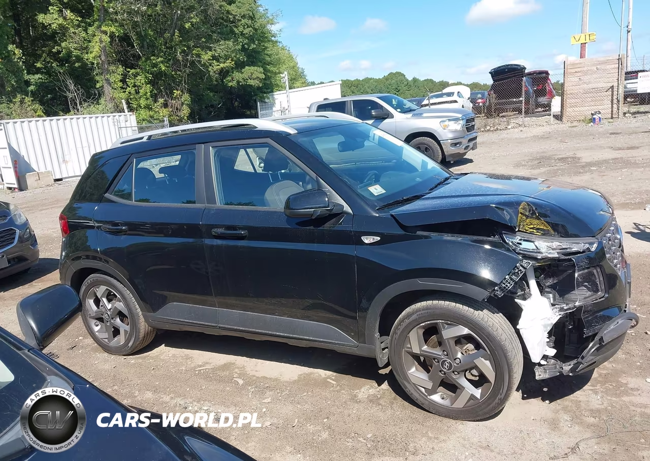 2025 Hyundai Venue Sel VIN:KMHRC8A36SU361813 - 13