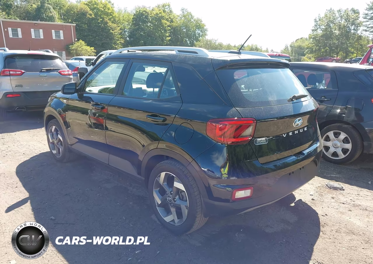 2025 Hyundai Venue Sel VIN:KMHRC8A36SU361813 - 3