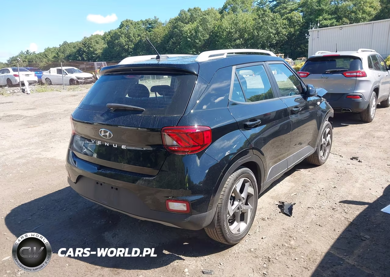 2025 Hyundai Venue Sel VIN:KMHRC8A36SU361813 - 4