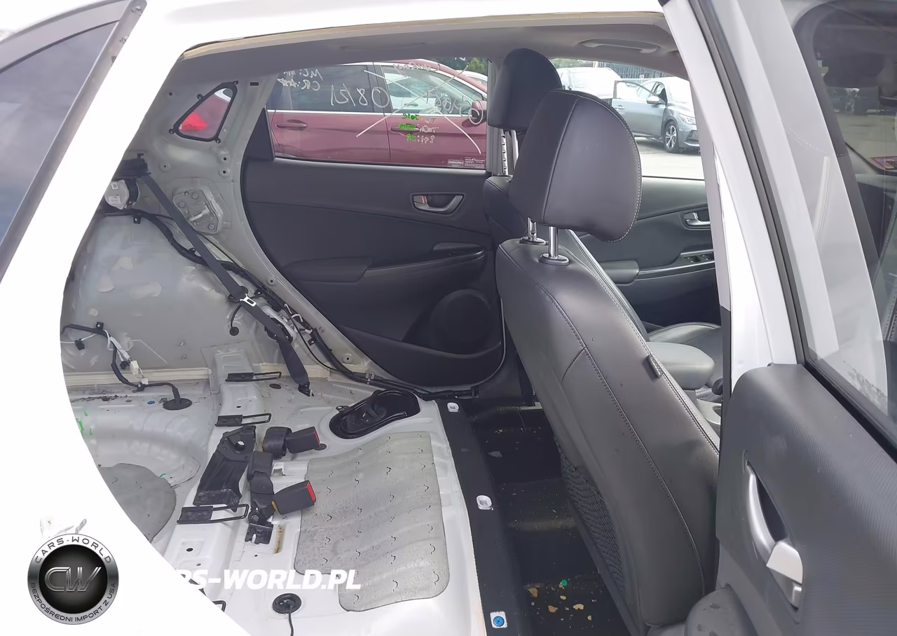2019 Hyundai Kona Ultimate VIN:KM8K5CA57KU270307 - 8