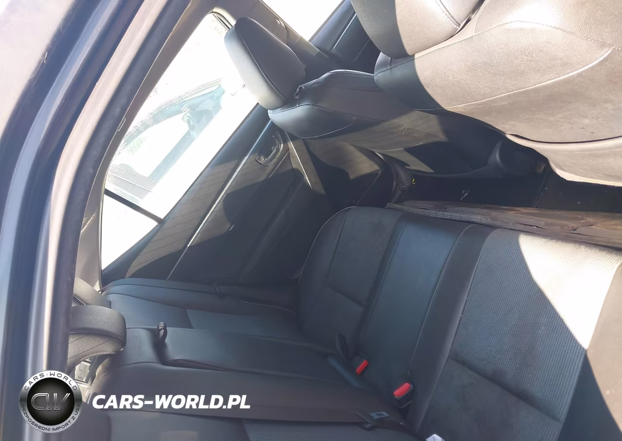 2016 Toyota Corolla S Plus VIN:2T1BURHE6GC586818 - 8