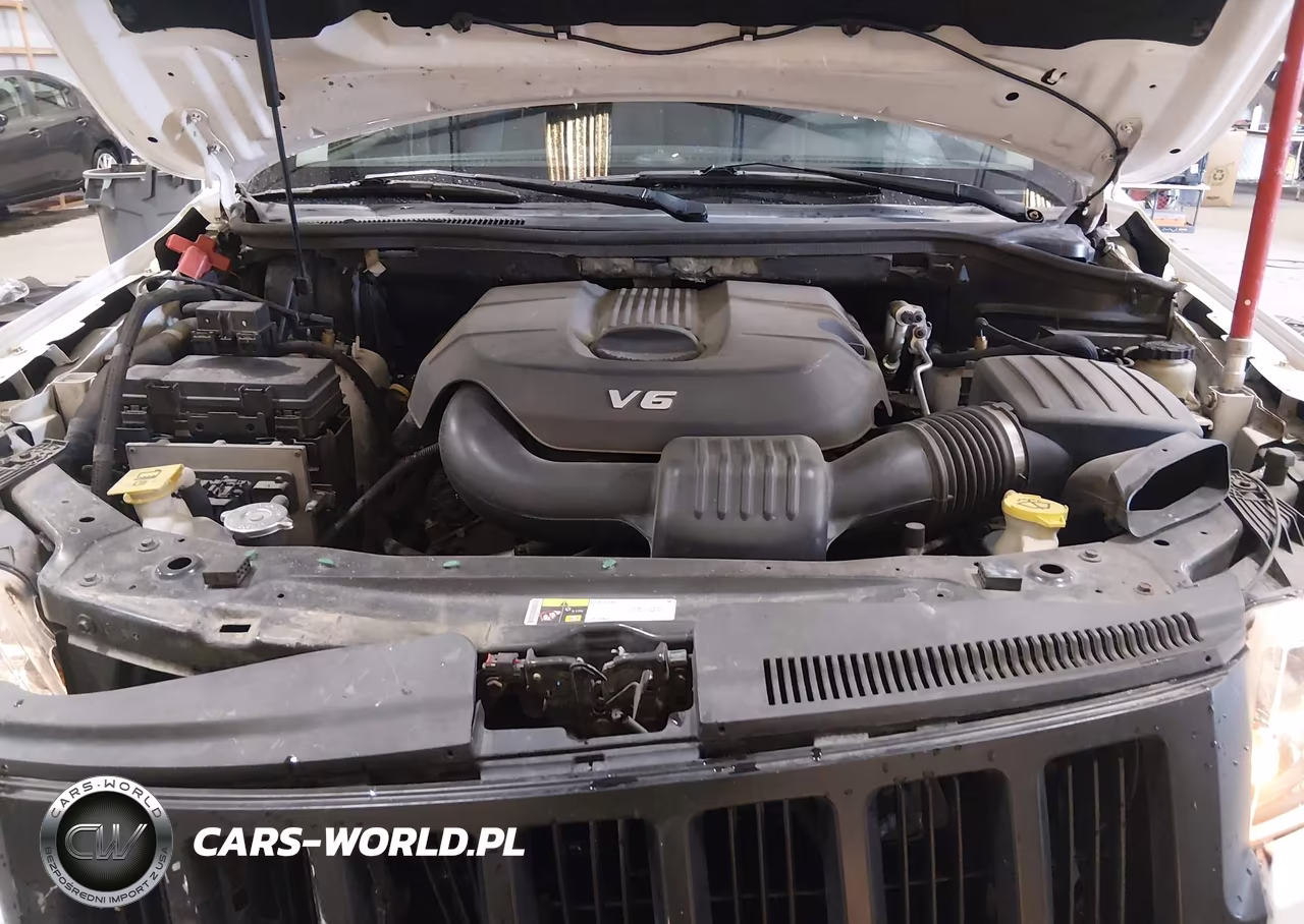 2013 Jeep Grand Cherokee Laredo Trailhawk VIN:1C4RJFAG0DC647621 - 10
