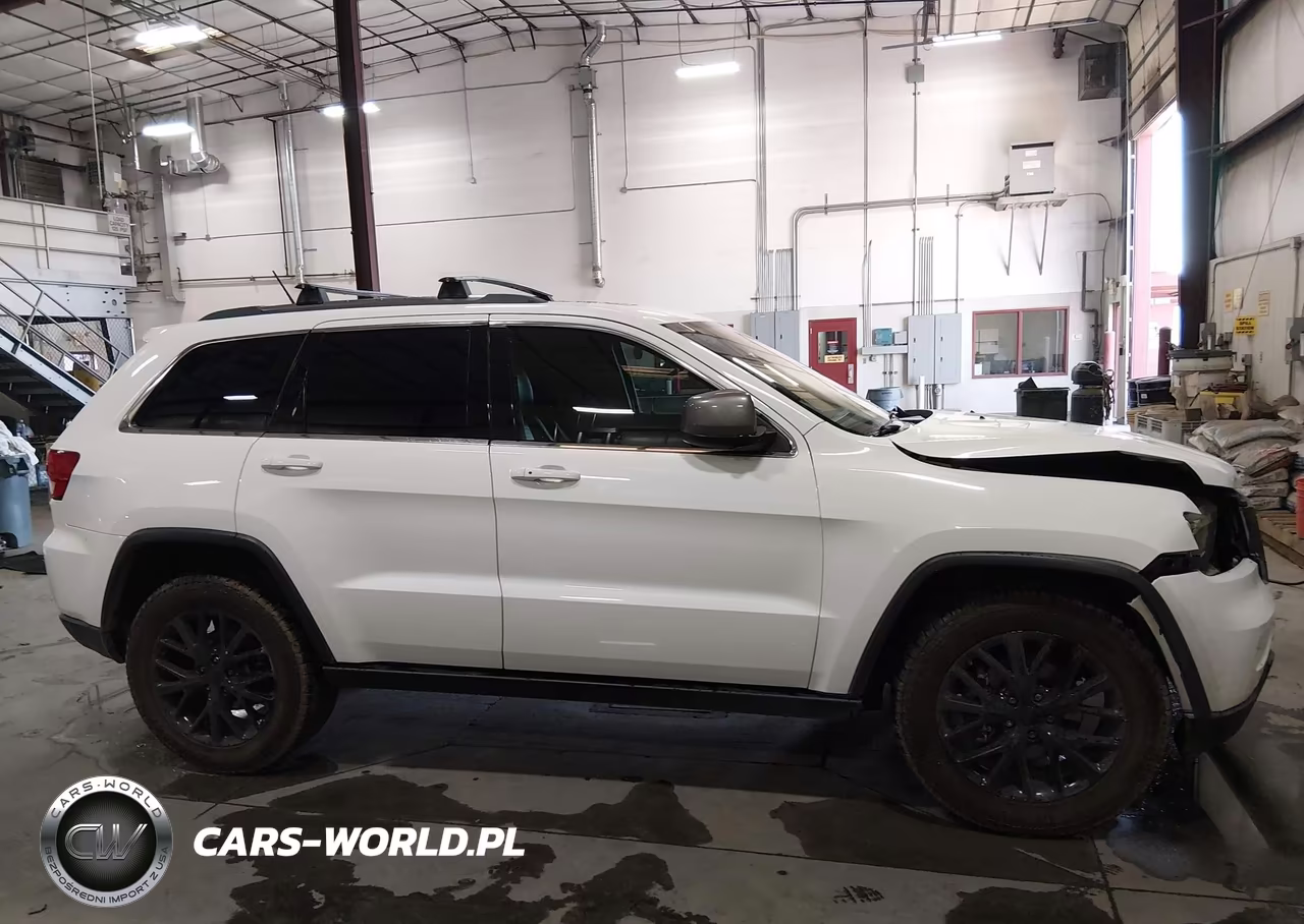 2013 Jeep Grand Cherokee Laredo Trailhawk VIN:1C4RJFAG0DC647621 - 14