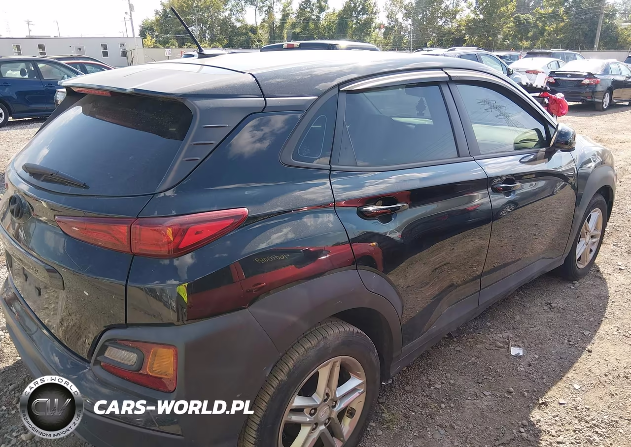 2019 Hyundai Kona Se VIN:KM8K12AA2KU251716 - 4
