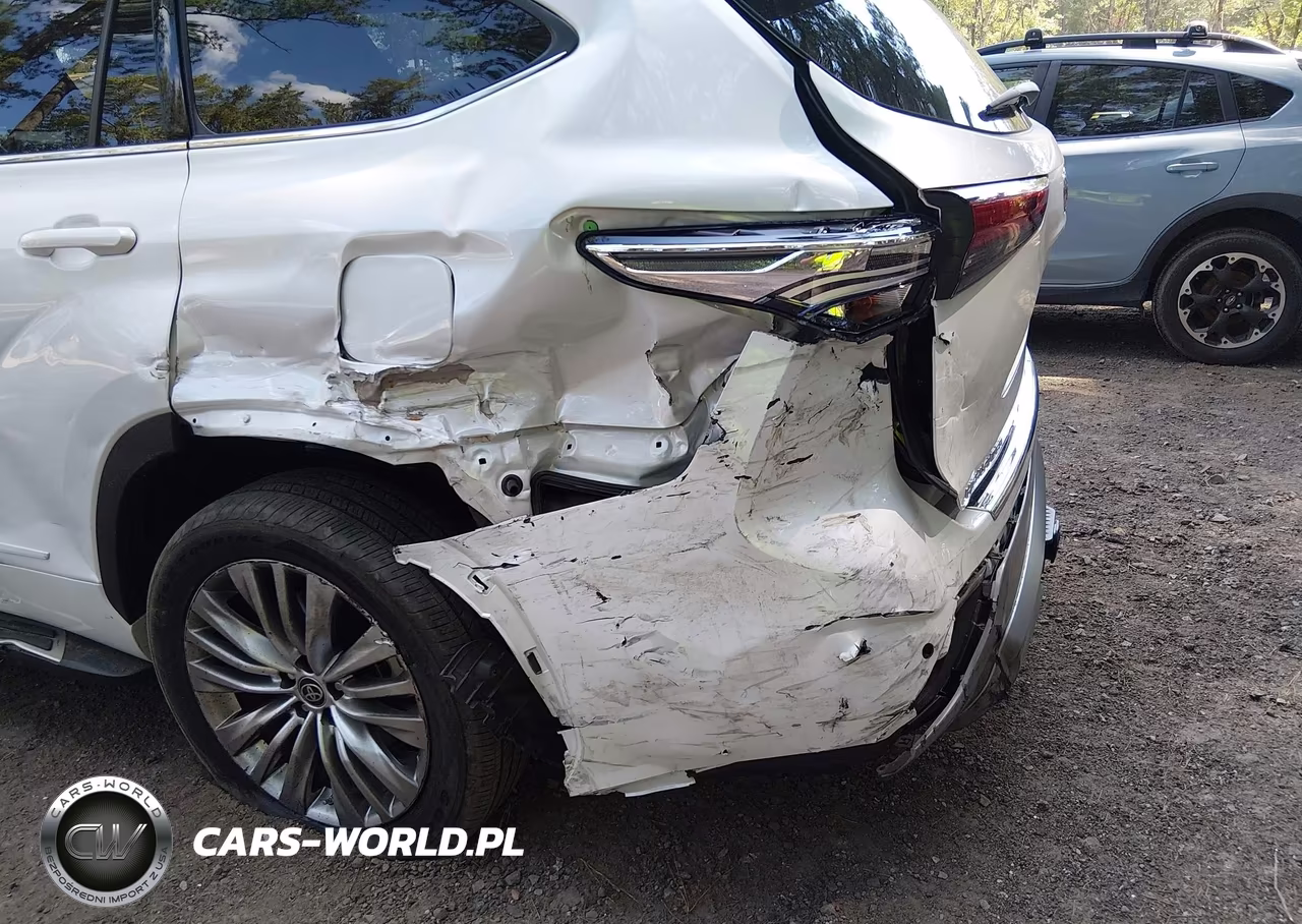 2023 Toyota Highlander Hybrid Platinum VIN:5TDEBRCH7PS580036 - 6