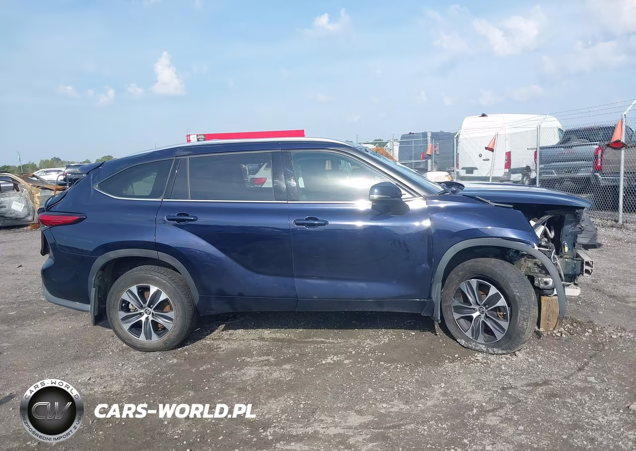 2020 Toyota Highlander Xle VIN:5TDHZRBH8LS518553 - 14