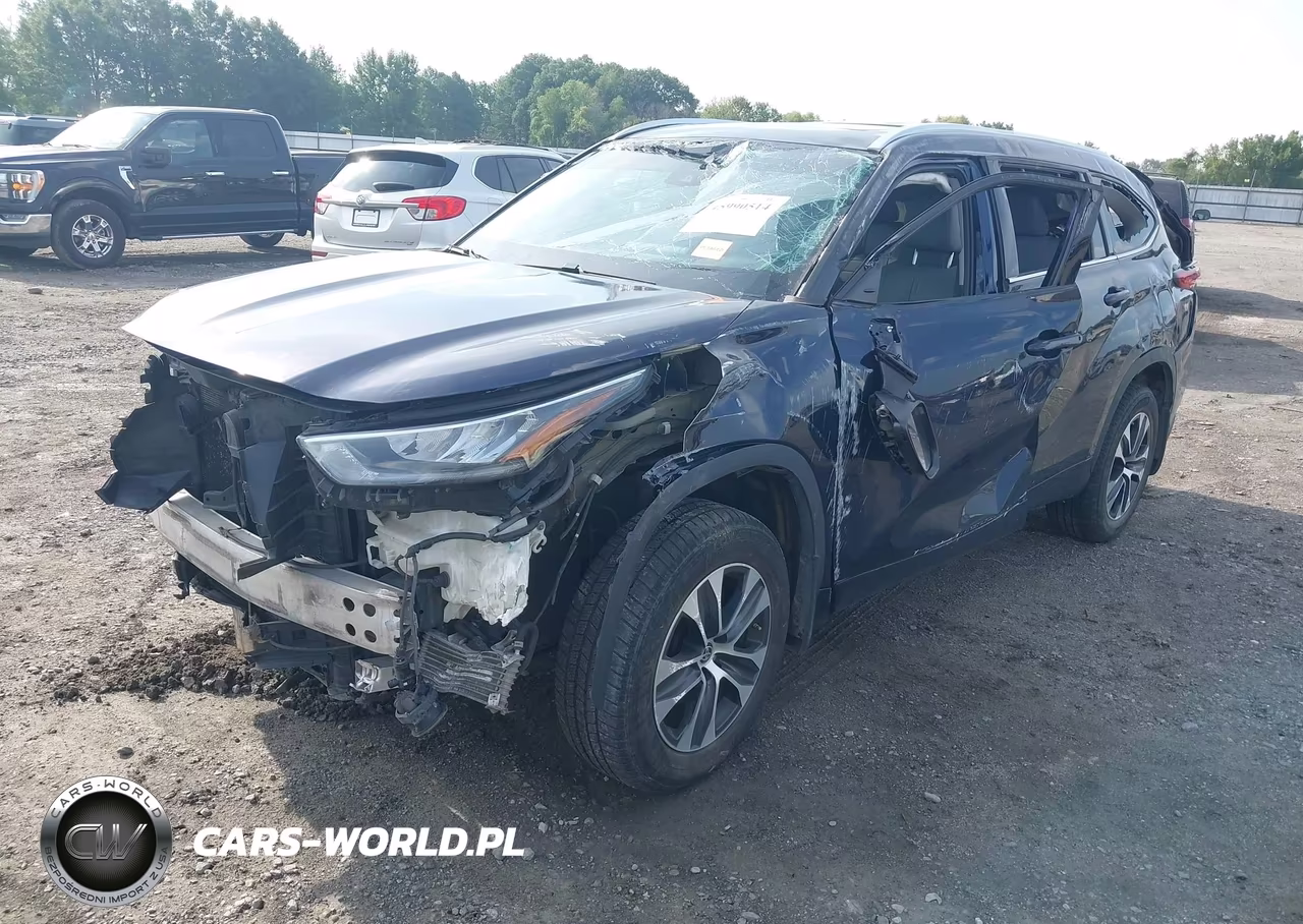 2020 Toyota Highlander Xle VIN:5TDHZRBH8LS518553 - 2