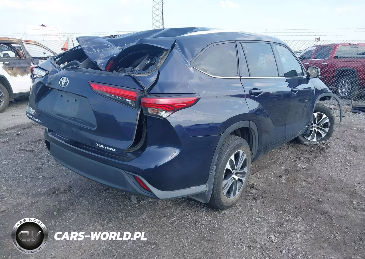 2020 Toyota Highlander Xle VIN:5TDHZRBH8LS518553 - 4