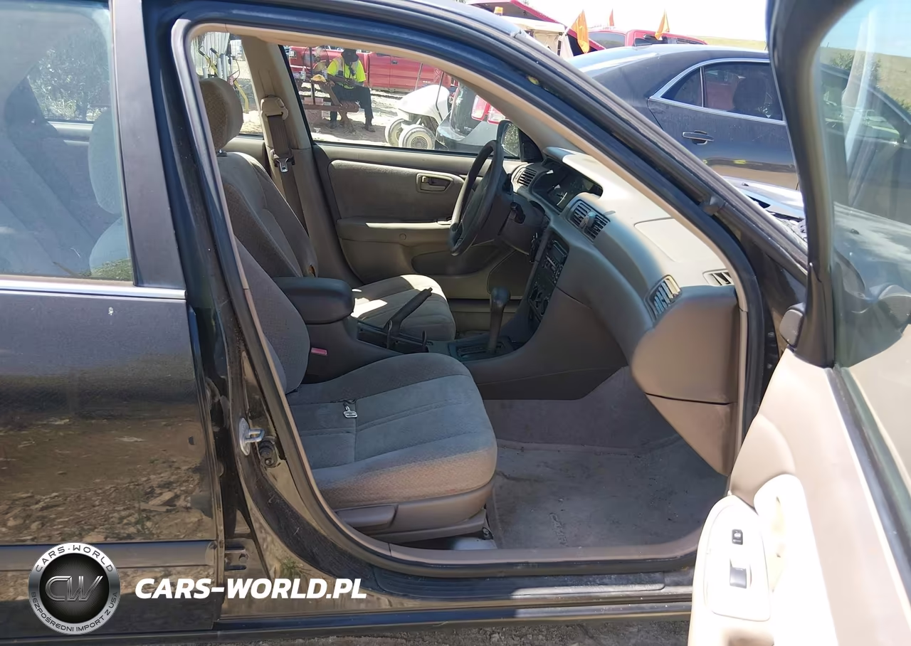 2000 Toyota Camry Le VIN:4T1BG22K0YU737259 - 5