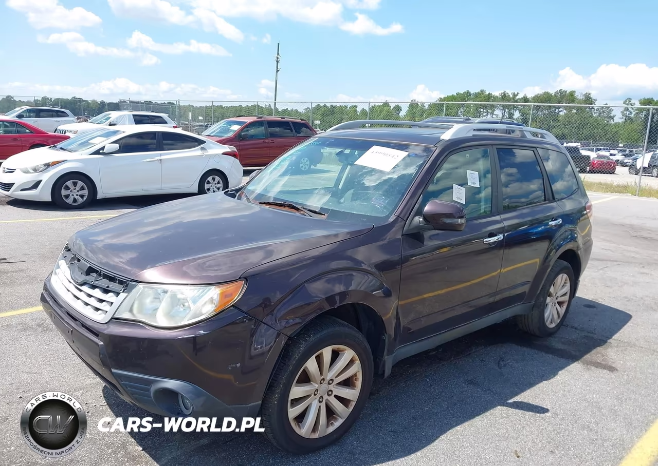2013 Subaru Forester 2.5X Touring VIN:JF2SHAGC8DH411212 - 2