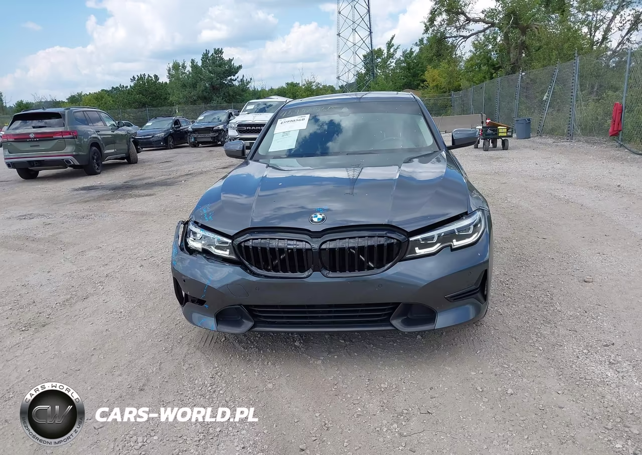 2019 BMW 330I xDrive VIN:3MW5R7J56K8A04946 - 12