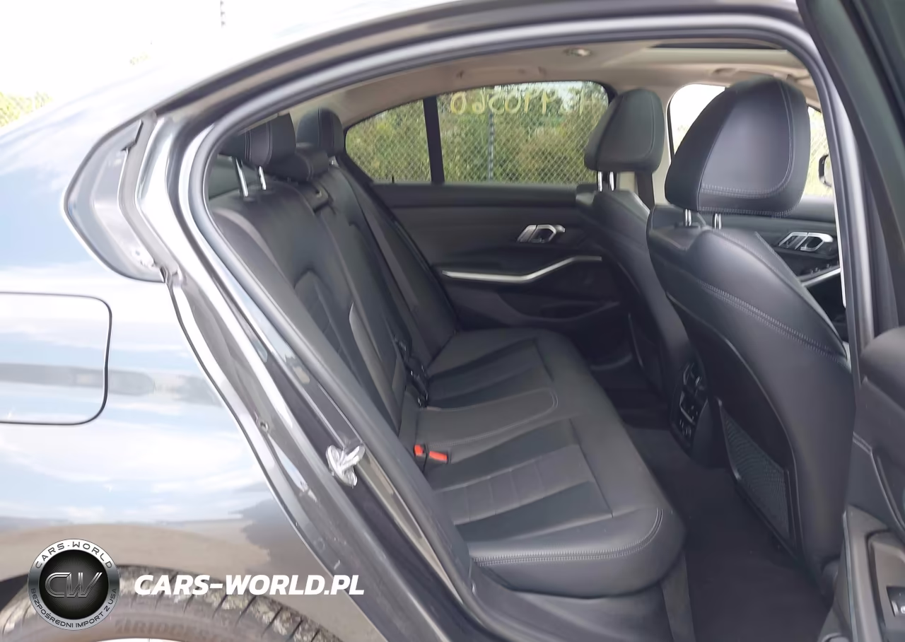 2019 BMW 330I xDrive VIN:3MW5R7J56K8A04946 - 8
