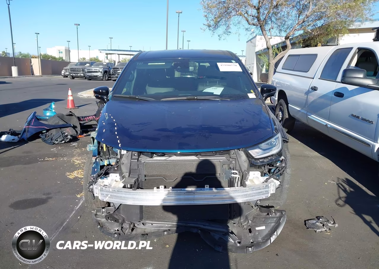 2025 Chrysler Pacifica Select VIN:2C4RC1BG4SR549563 - 13