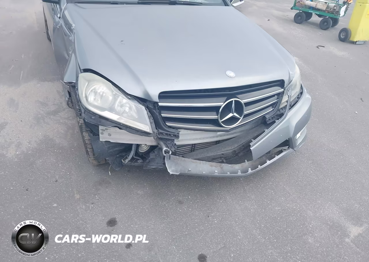 2014 Mercedes-Benz C 250 Sport VIN:WDDGF4HB2EA966125 - 6